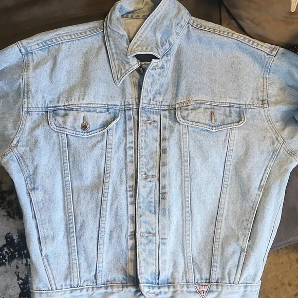 GUESS VINTAGE DEMIN 80"S JACKET SIZE LGE/16-18 - Picture 2 of 9